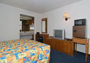 Rodeway Inn Brevard Exteriör bild